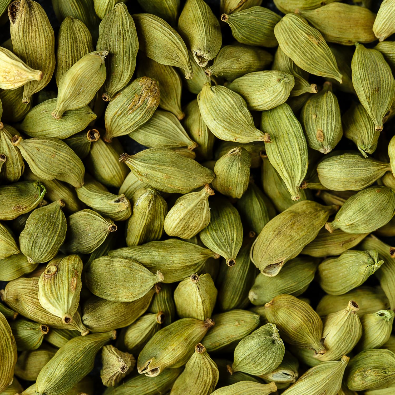 Green Cardamom - Premium Choti Elach    (ఎలకులు)